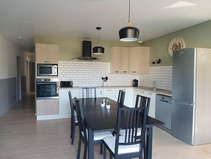 Location de vacances pour 12 personnes, avec Terrasse et Jardin à Jaligny-sur-Besbre