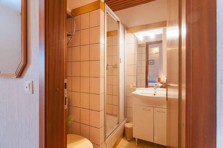 Ganze Wohnung, Schöne 1-Zimmer-Wohnung in Splitska in Supetar, Brac