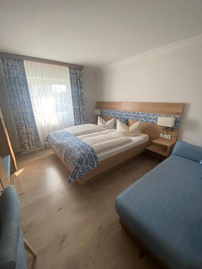 Hotel für 4 Personen, mit Garten in Falkensee - 3