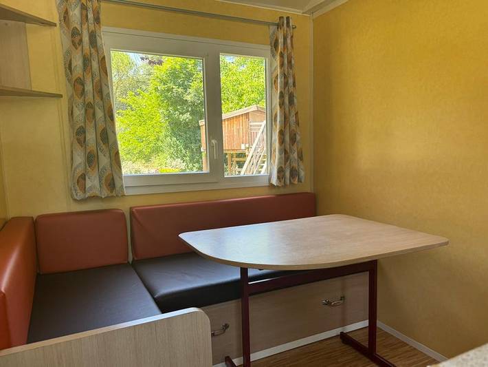 Camping pour 4 personnes, avec bassin pour enfant dans le Lot - 3