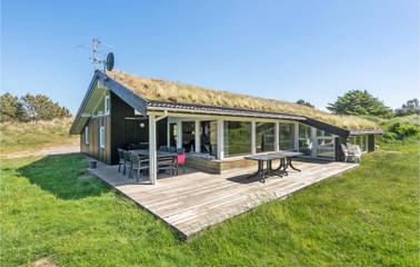 Ferienhaus für 14 Personen, mit Sauna und Whirlpool sowie Terrasse in Jammerbugt