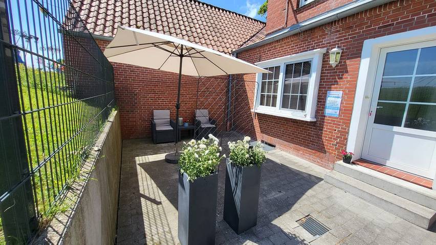 Ferienwohnung für 2 Personen, mit Terrasse und Ausblick in Greetsiel