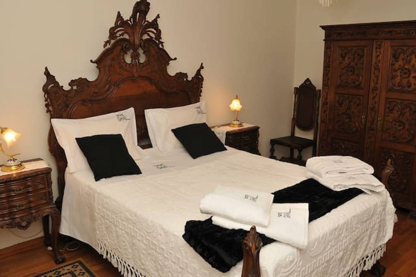 Ganze Wohnung, Geräumige Wohnung mit Kamin in Guimarães, 120m² & Balkon in Guimarães, Braga Distrikt