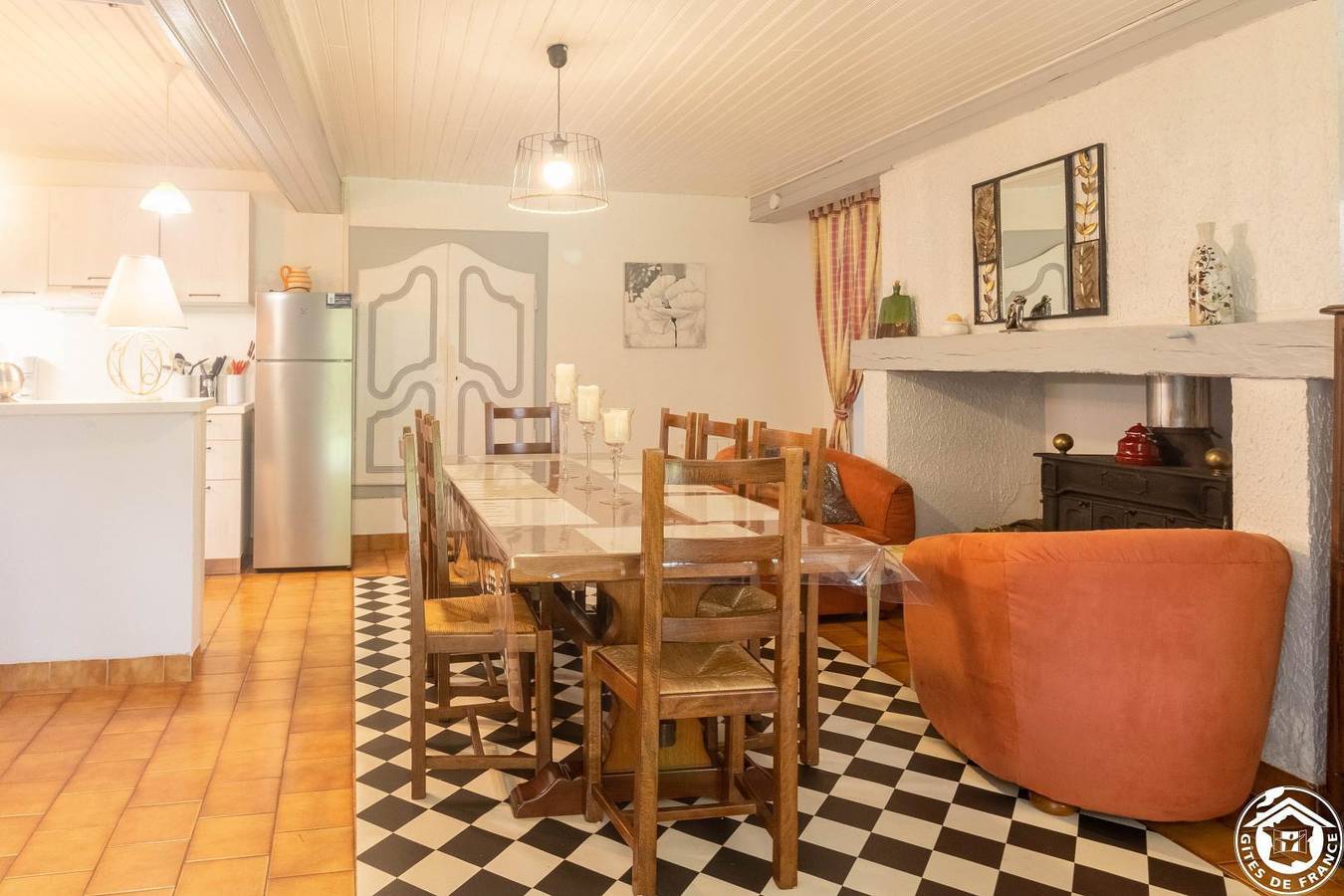 Gîte en bord de mer avec parking et Wifi in Gez, Pyrénées