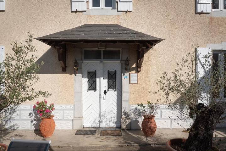 Location de vacances pour 6 personnes, avec jardin et jacuzzi à Ledeuix - 3