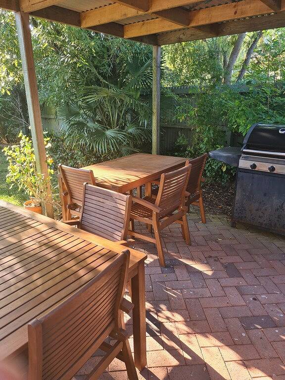 Holiday home for 20 people, with garden, with pets on North Island New Zealand