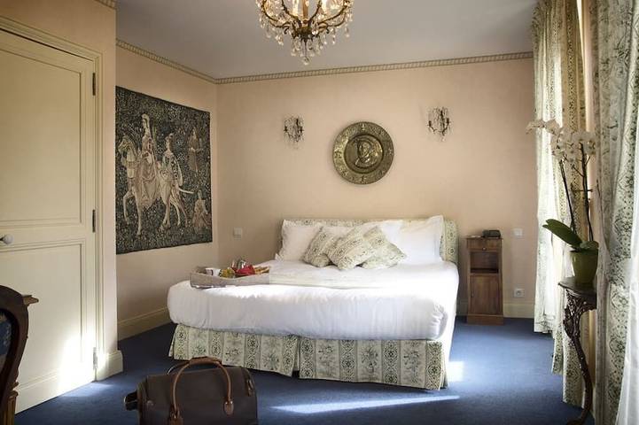 Gîte pour 32 personnes, avec jardin à Noyant-de-Touraine - 4