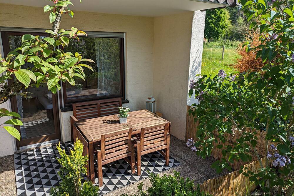 Ganze Wohnung, Ferienwohnung Wiesenblümle\" mit privater Terrasse, privatem Garten und Wlan in Schömberg, Nordschwarzwald