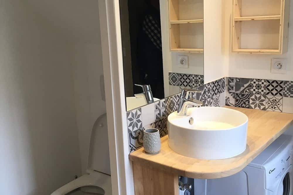 Ganze Wohnung, Waterfront duplex in the heart of the historic center in Roscoff, Ceinture Dorée