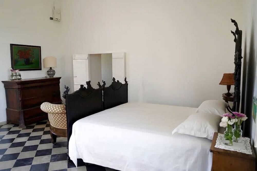 Tenuta il Carrubo- Historic House in Bisceglie, Barletta-Andria-Trani