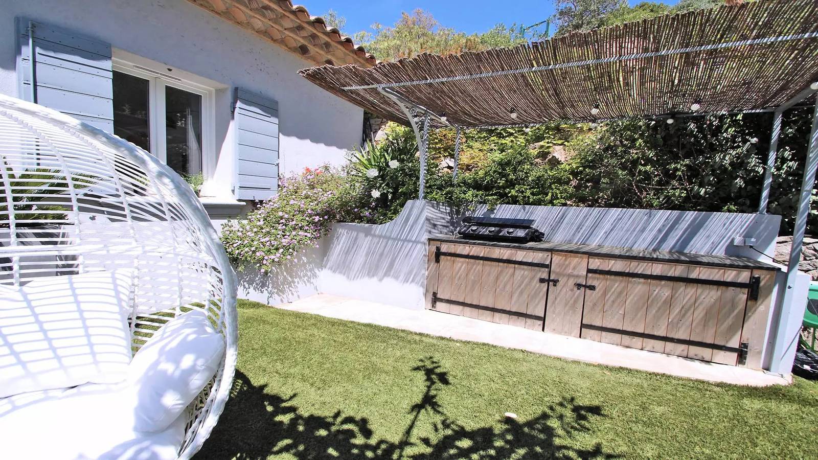 Villa T6 - 10 personen (8 volwassenen max) - Privé zwembad - Airconditioning - Wifi - Golf uitzicht - Ste Maxime - Gerangschikt in La Nartelle, Sainte-Maxime
