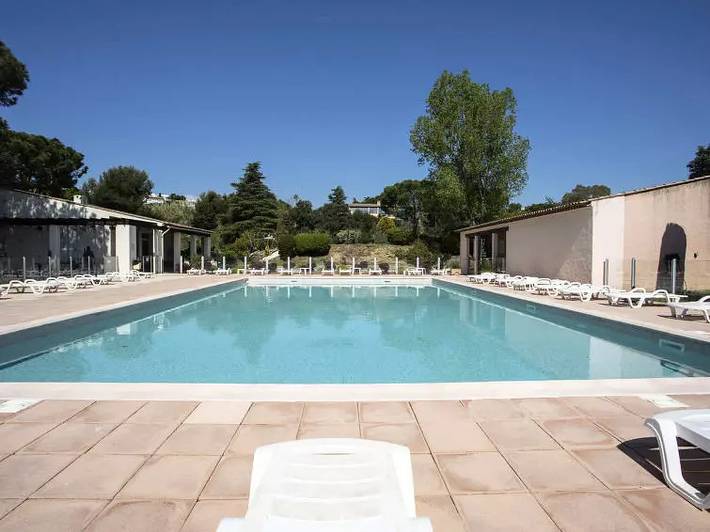 Appartement de vacances pour 4 personnes, avec piscine et jardin - 1