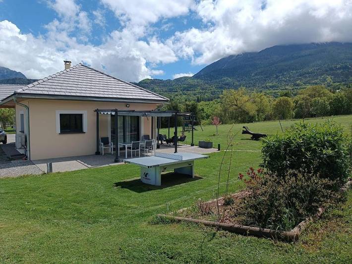 Location de vacances pour 8 personnes, avec vue et terrasse à Saint-Vincent-les-Forts - 4