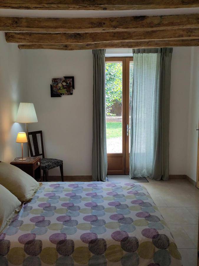 Chambre d’hôte pour 2 personnes, avec vue et jardin