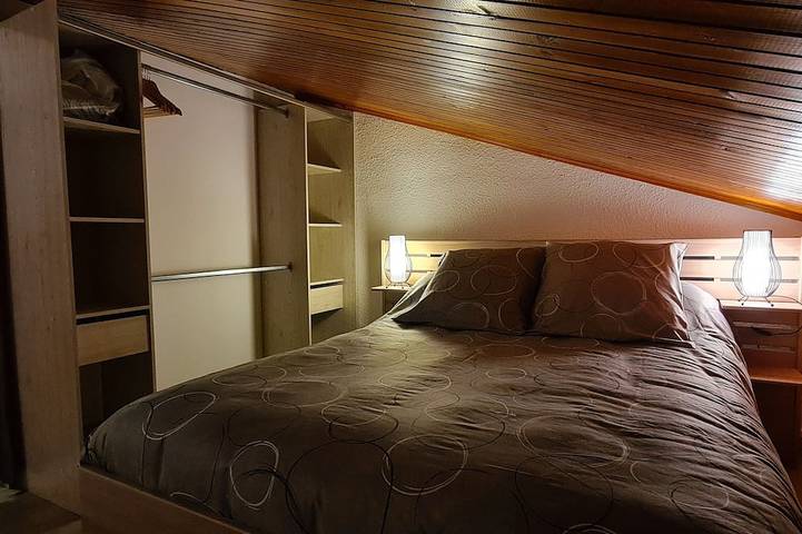 Gîte pour 6 personnes, avec Terrasse et Jardin à Aste-Béon - 4
