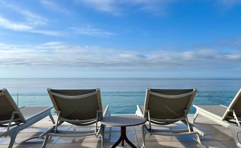 Hôtel pour 2 personnes, avec piscine ainsi que terrasse et jacuzzi