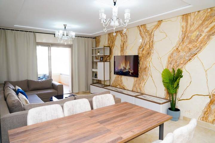 Gîte pour 6 personnes, avec jardin ainsi que vue et piscine dans Madagh - 2