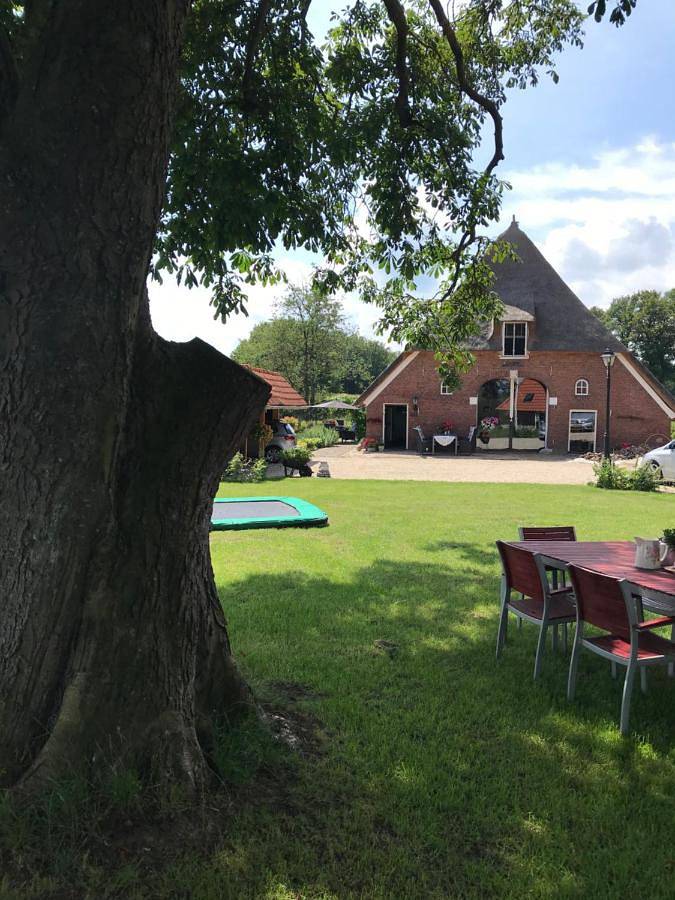 Vakantiewoning voor 2 personen, with Terras and Tuin as well as Uitzicht in Markelo