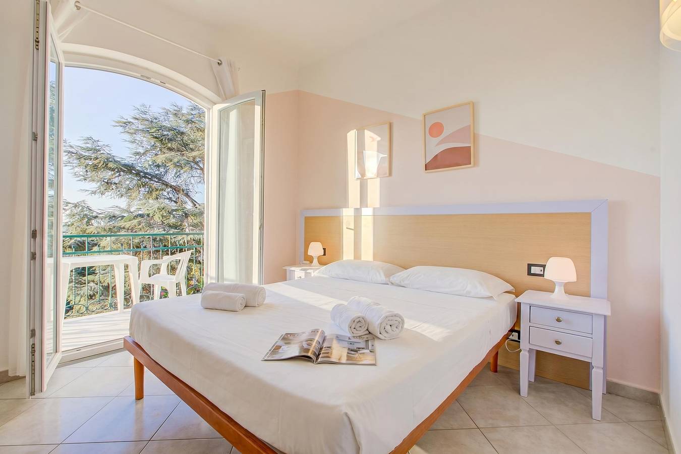 Appartement entier, Seaview Pool Retreat - M10 in Andora, Riviera di Ponente