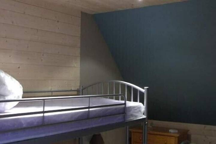 Gîte pour 8 personnes, avec jardin à Égliseneuve-d'Entraigues - 3