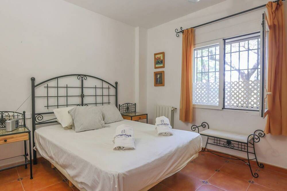 Finca Rural en Jaralta de Carmen La Puebla de Los Infantes by Ruralidays in La Puebla de los Infantes, Sevilla Province