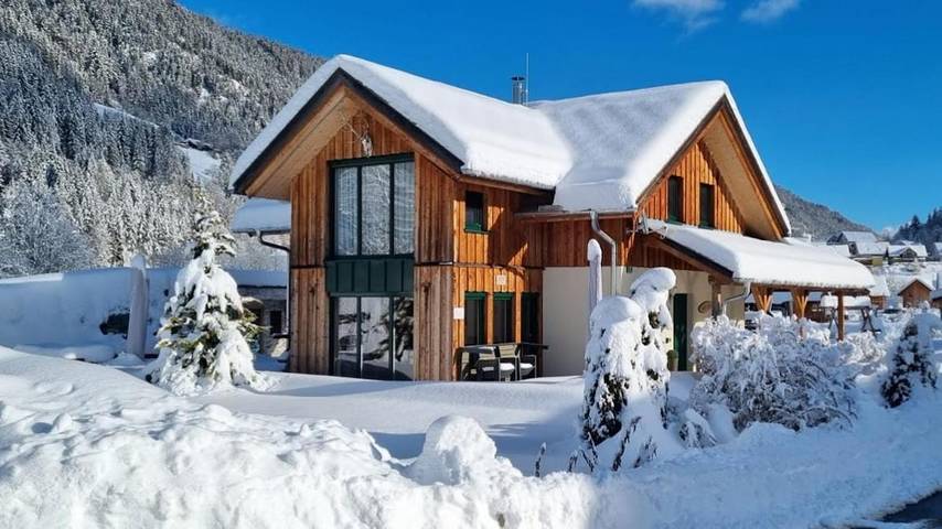 Chalet für 12 Personen, mit Whirlpool und Terrasse sowie Garten und Pool in Murau