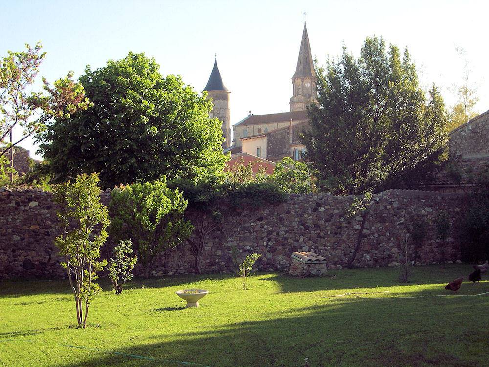 Le Grenier du Parc - Chambre des Cathares in Pouzolles, Béziers region