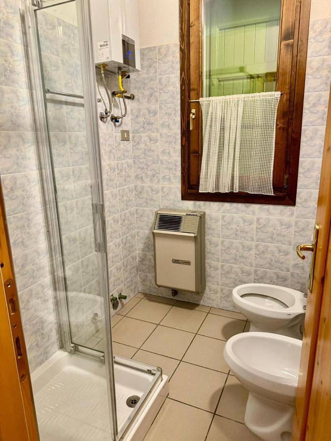 Location de vacances pour 3 personnes, avec vue ainsi que jardin et piscine, animaux acceptés dans Province de Modène - 4