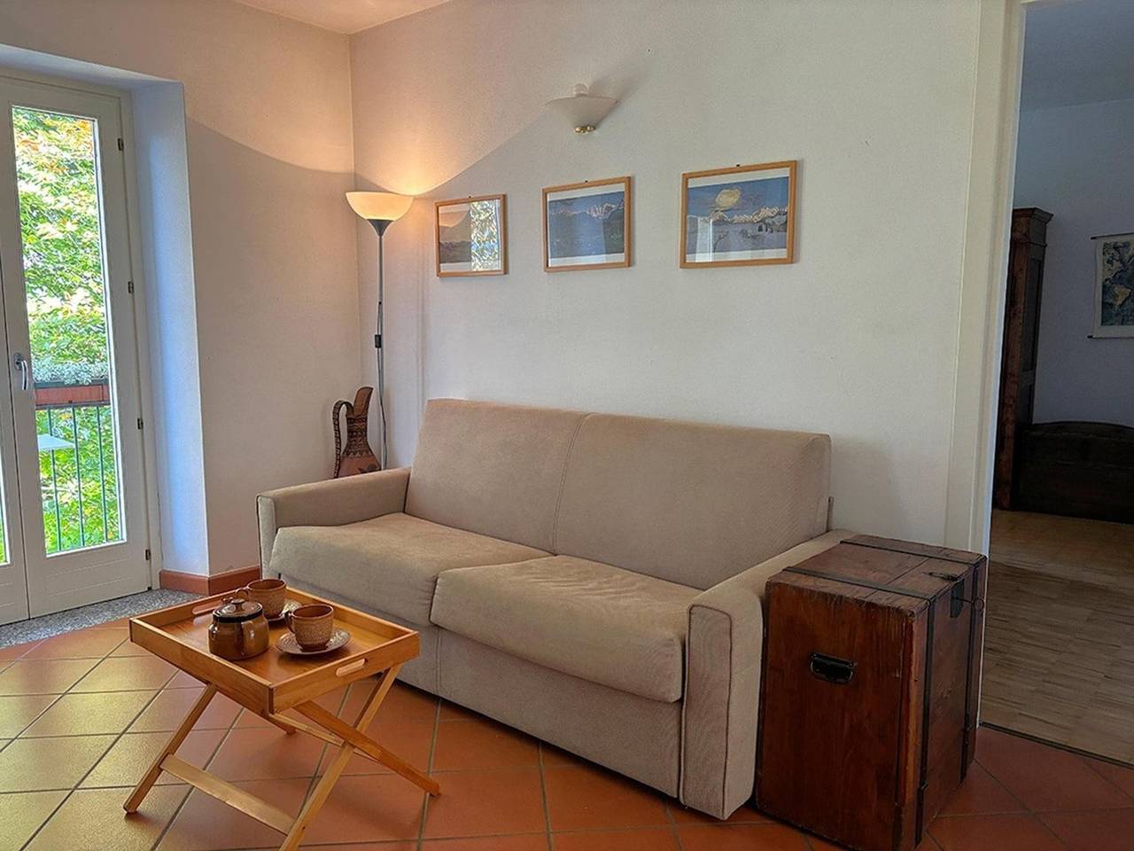 Ganze Wohnung, Ferienwohnung mit Seeblick in Luino für 4 Personen in Luino, Comune di Luino