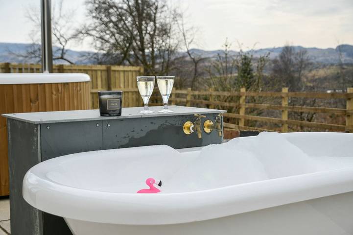 Holiday home for 6 people, with Balcony/Terrace and Garden as well as Sauna in Oban