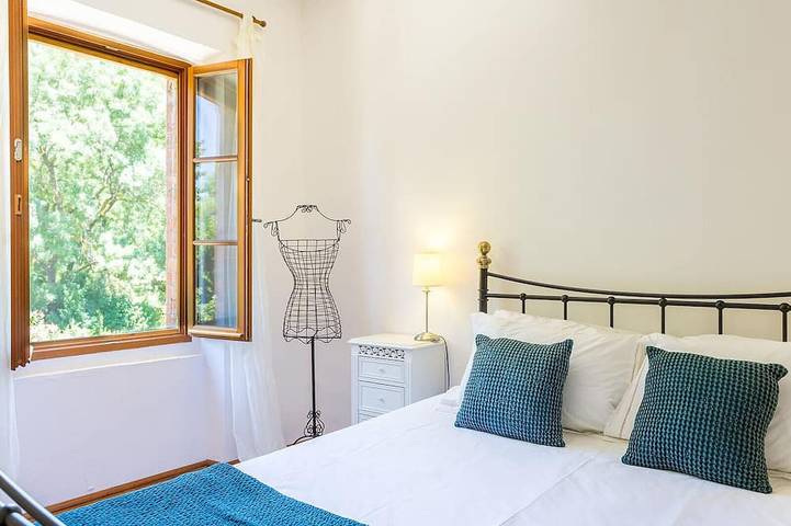 Location de vacances pour 6 personnes, avec terrasse ainsi que jacuzzi et jardin à Canet - 3