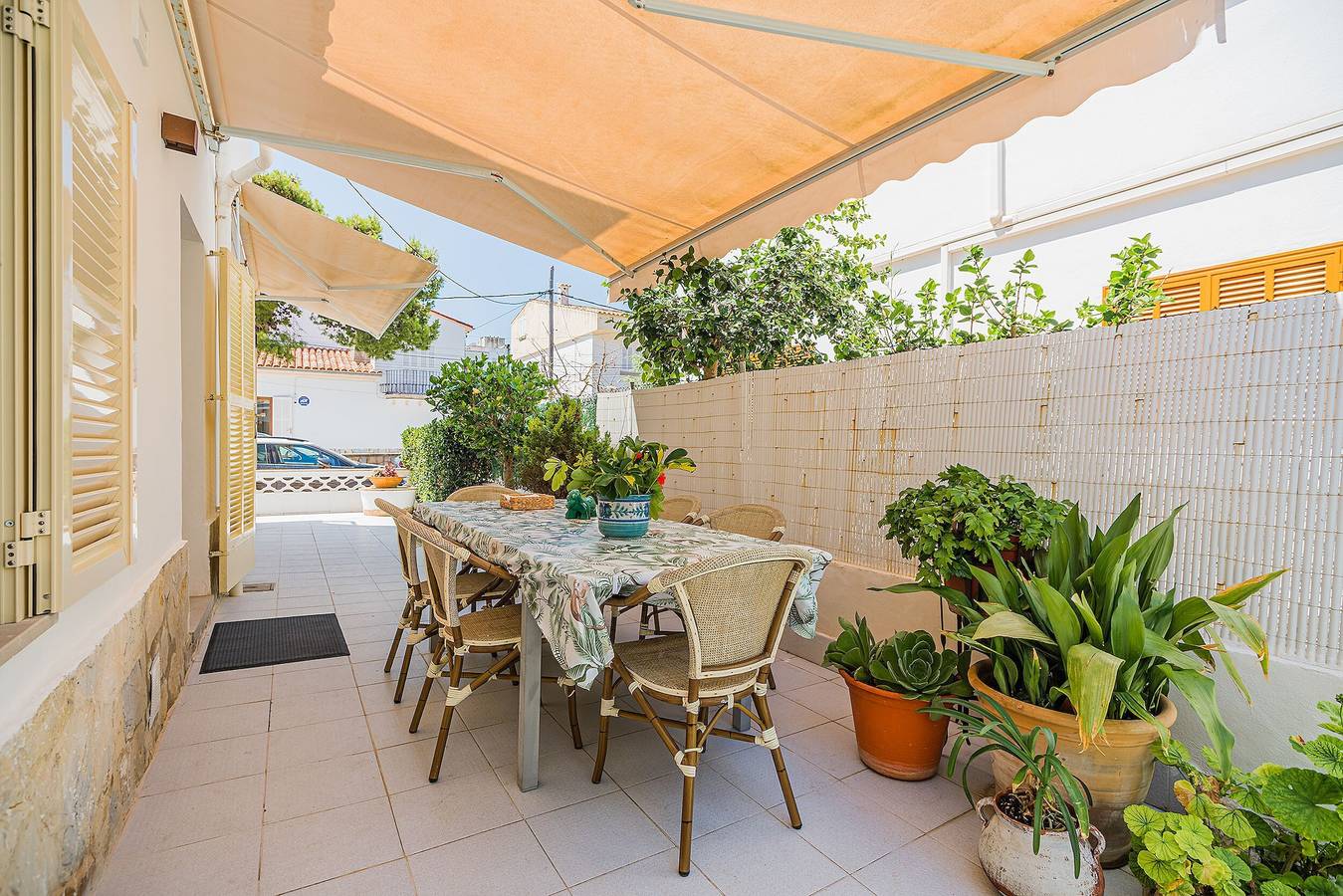 In perfekter Lage zum Strand und zur Stadt - Villa Hibiscus in Port de Pollença, Pollença