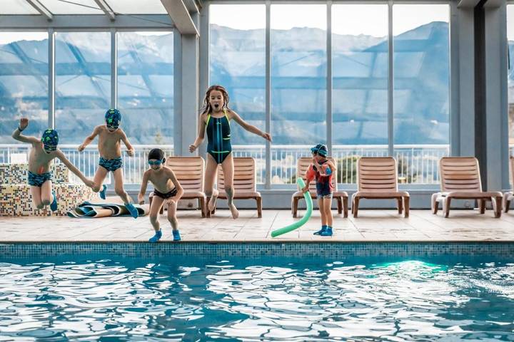 Club vacances pour 6 personnes, avec sauna et piscine ainsi que jacuzzi et jardin, animaux acceptés en Espagne - 3
