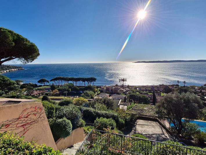 Ferienwohnung für 4 Personen, mit Terrasse und Pool in Sainte-Maxime - 2