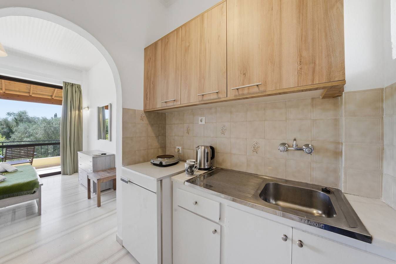 Ganzes Studio, Studio-Apartment 'Alexandra Studio 11' mit privatem Balkon und Wlan in Korfu