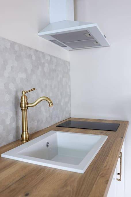 Location de vacances pour 2 personnes à Landudal - 2