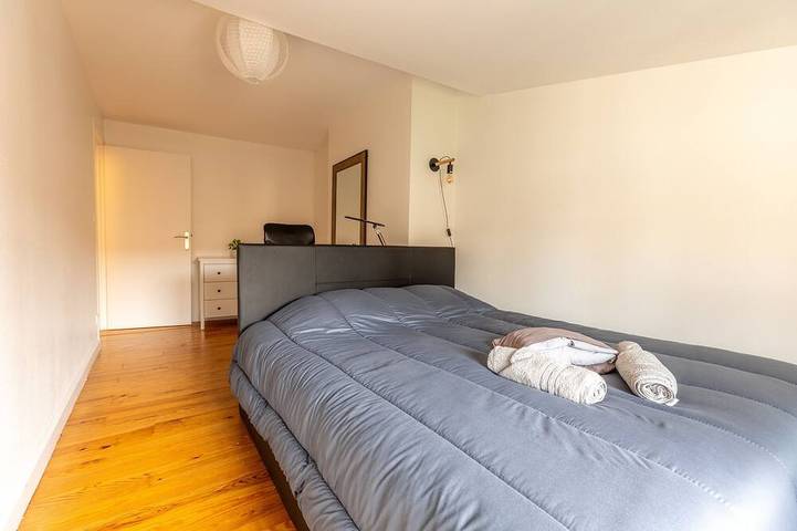 Appartement entier, Le Grand Pirou ⭐ Lumineux ⭐ Halte Auvergne in Thiers, Région de Thiers