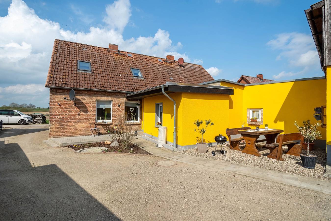 Holiday Home 'Hedrich' with Private Terrace, Private Garden and Wi-Fi in Mecklenburg Lakes