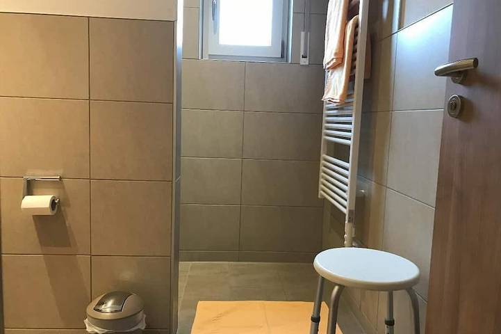 Ganze Wohnung, Kuscheliges, modernes 1-Zimmer Appartement mit 23qm in Nittenau, Ostbayern