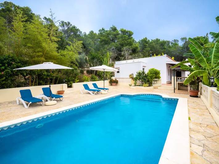 Ferienhaus für 6 Personen, mit Terrasse und Pool auf Ibiza