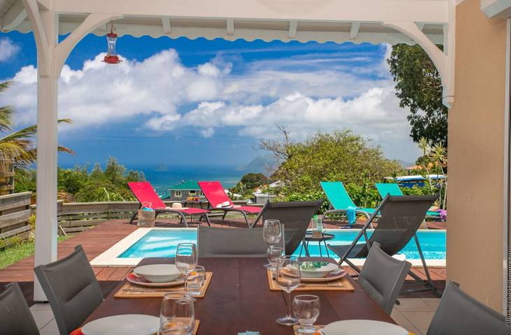 Location de vacances pour 6 personnes, avec jardin ainsi que piscine et terrasse à Sainte-Luce - 2