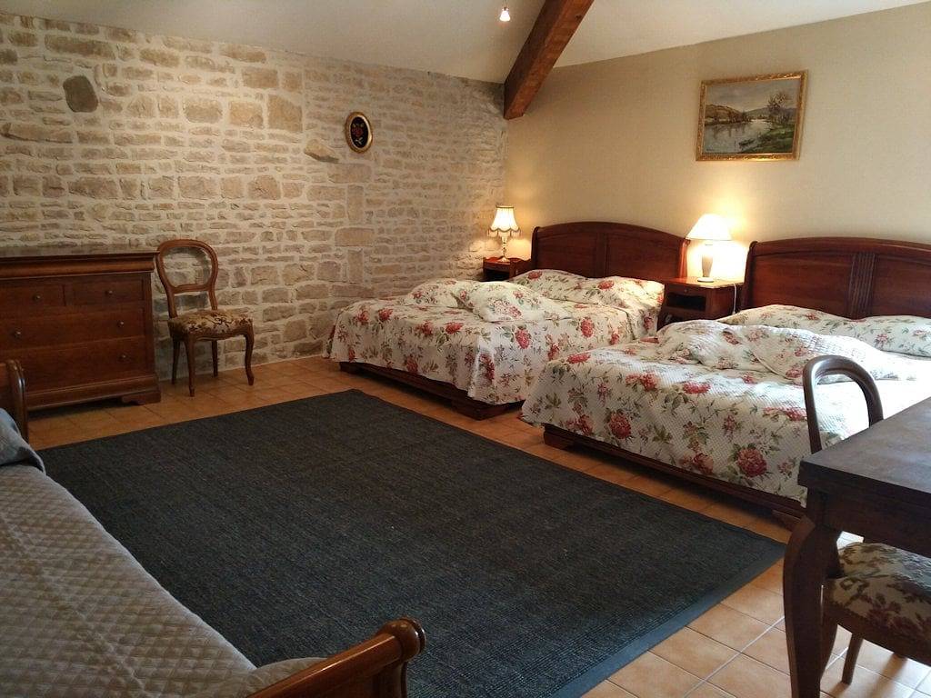 Chambres d'hôtes le Logis de Vallans - Chambre La Pigouille in Vallans, Région de Niort