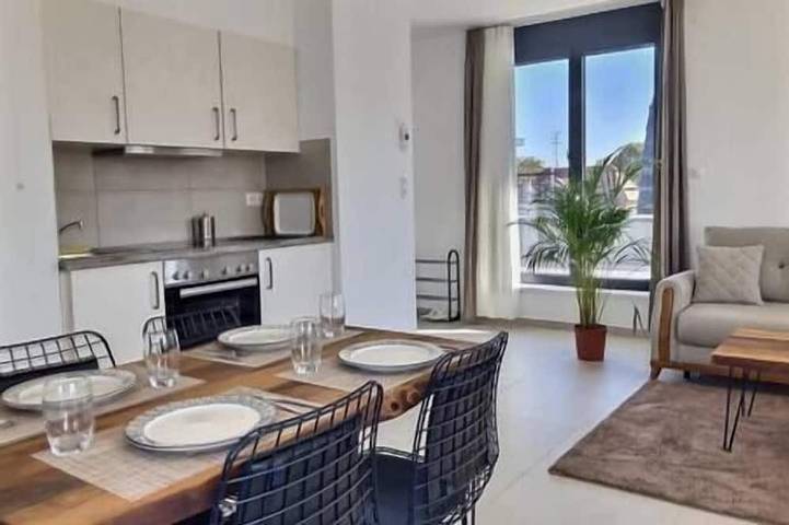 Appartement entier, Attique moderne et lumineux à 3 min de Bâle-Centre in Saint-Louis, Région de Mulhouse