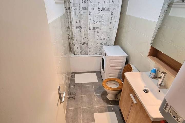 Ganze Wohnung, New apartment in Rive-de-Gier, Regionaler Naturpark Pilat