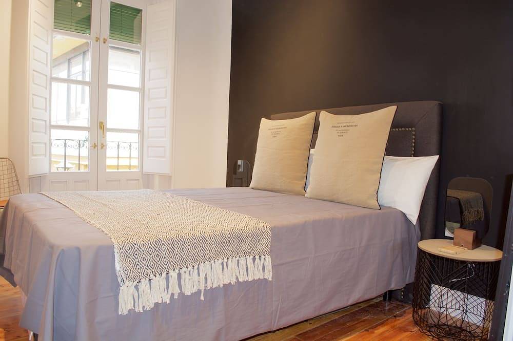 Entire apartment, Beautiful Design Floor In The Center For 6 People in Ávila, Ávila Region