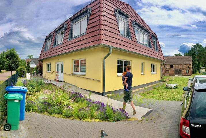 Ferienhaus für 5 Personen, mit Garten und Pool sowie Ausblick in Bestensee - 2