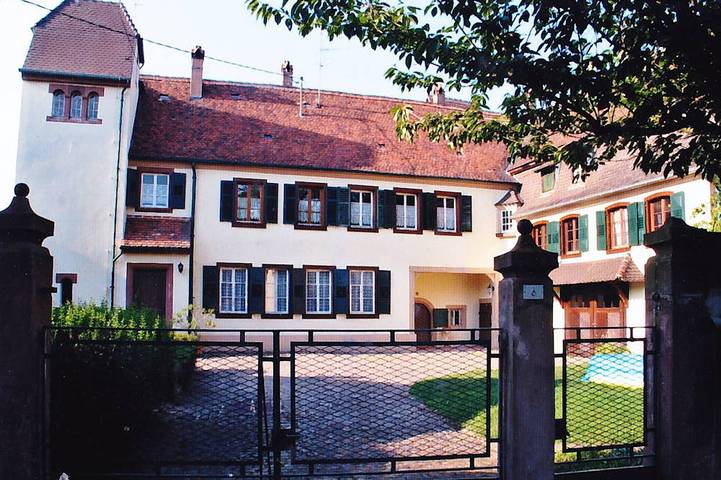 Gîte pour 6 personnes, avec terrasse et jardin à Wœrth