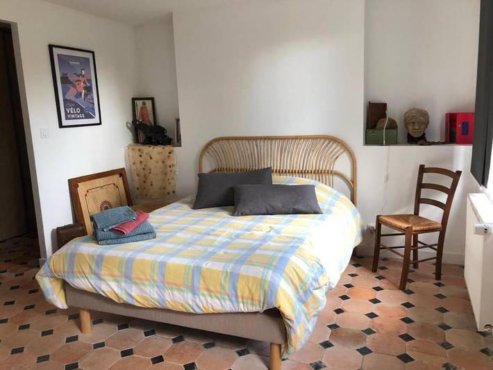 Location de vacances pour 2 personnes, avec jardin et vue, animaux acceptés à Allonnes - 4