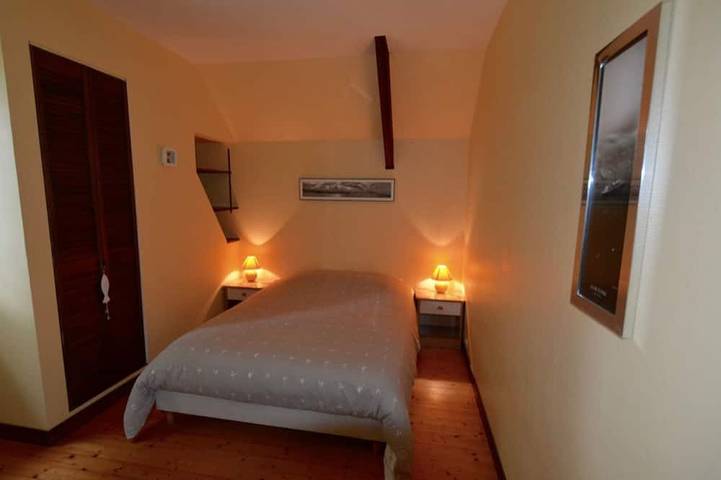 Gîte pour 4 personnes, avec jardin dans Clitourps - 4