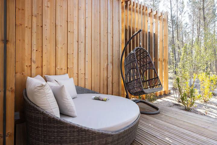 Gîte pour 12 personnes, avec piscine à Beauziac - 4